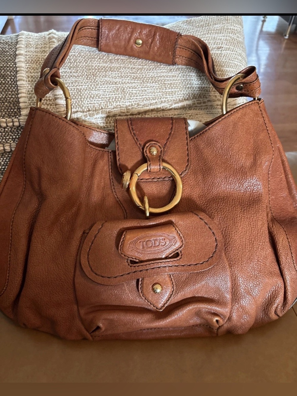 Tod's PEGGY Hobo Brown Grained look Leather Satchel with Gold Hardware - Picture 4 of 17